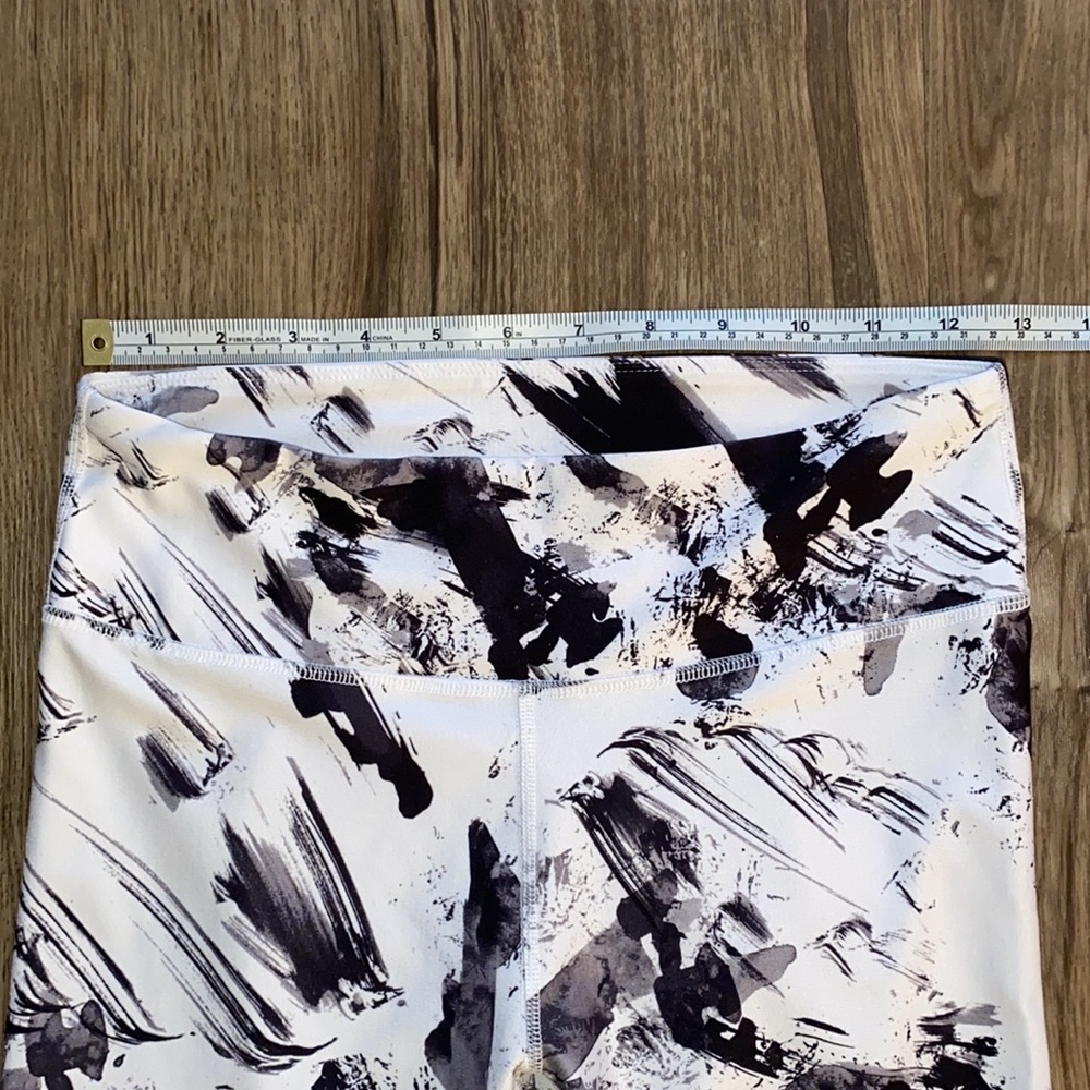 Fabletics Legging Bundle Size Small - image 2